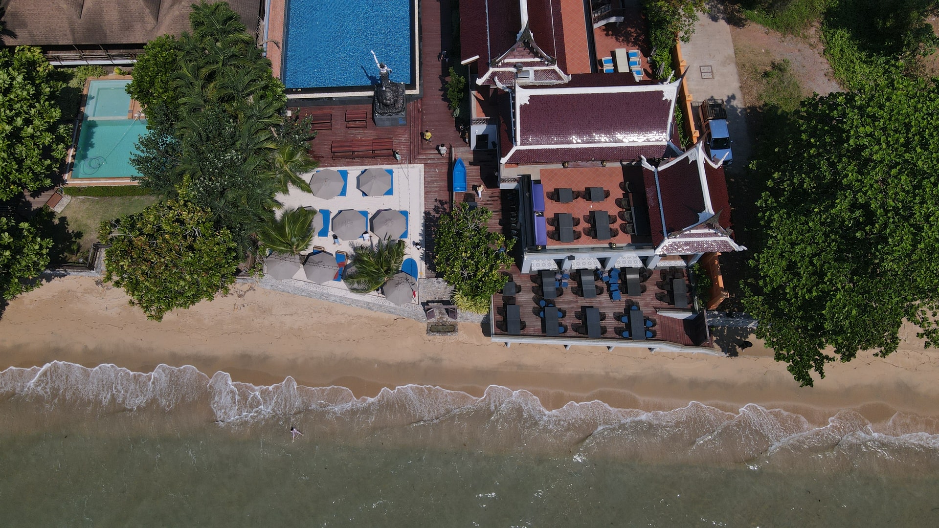 Wise Investment: Why You Should Purchase a Beachfront Lot