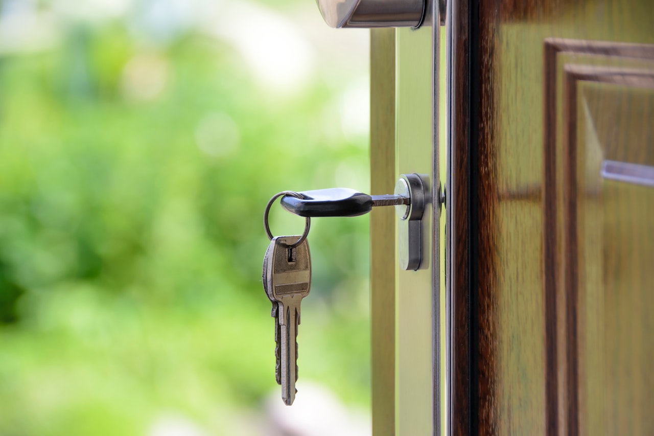 What to Consider Before Investing in Commercial Real Estate