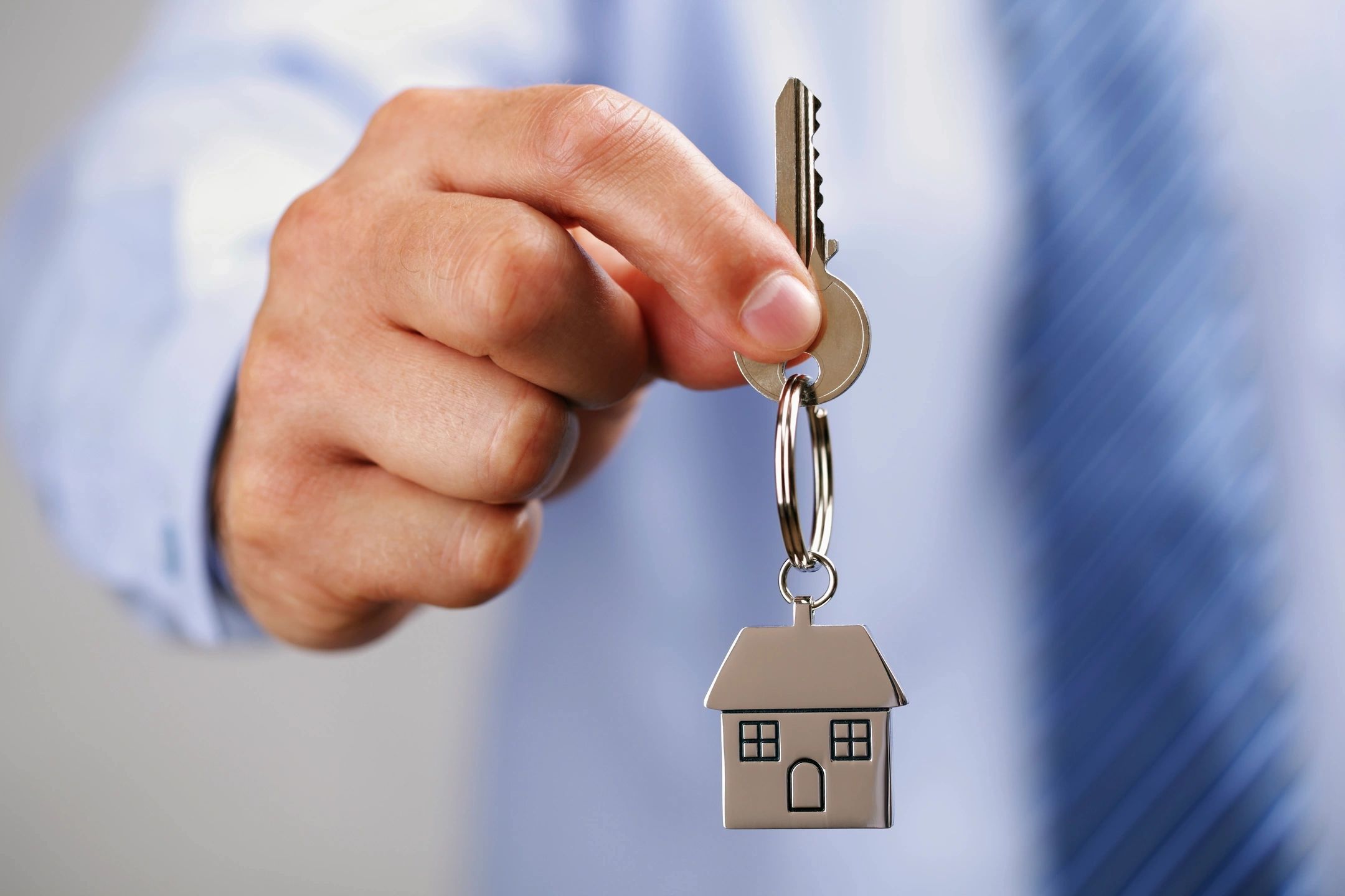 4 Guide Questions to Ask When Hiring a Property Manager